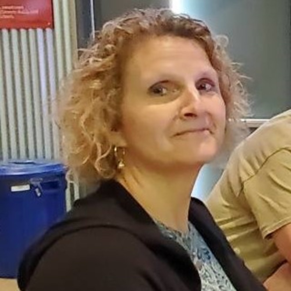 Meet your Posher, Pamela